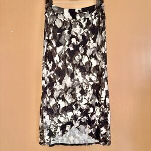 Dakini Women's Black Floral Athletic Maxi Skirt - Size Large